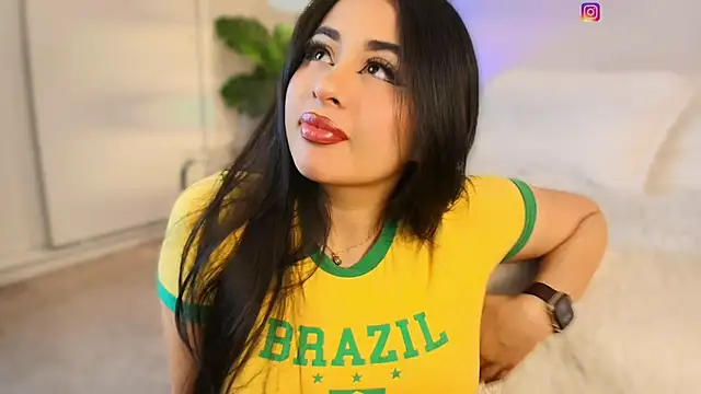 Queen liana online show from 02-19-26, 07:05