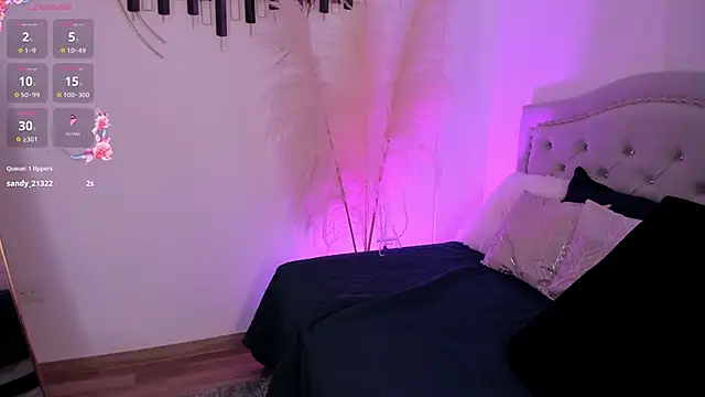 Snapshot of LaraBaker chatting on 03-11-25, 03:12 LaraBaker online show from 03-11-25, 03:12