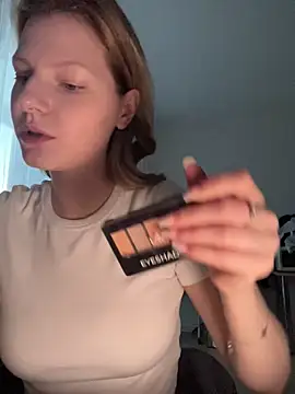 Snapshot of MaryHiggins chatting on 02-24-26, 03:13 MaryHiggins online show from 02-24-26, 03:13