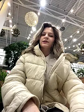 Snapshot of MaryHiggins chatting on 12-02-25, 11:34 MaryHiggins online show from 12-02-25, 11:34