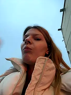 Snapshot of MaryHiggins chatting on 11-07-25, 01:26 MaryHiggins online show from 11-07-25, 01:26