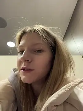 Snapshot of MaryHiggins chatting on 02-17-26, 01:08 MaryHiggins online show from 02-17-26, 01:08