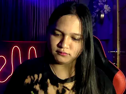 EmpressYna online show from 11-04-25, 08:40