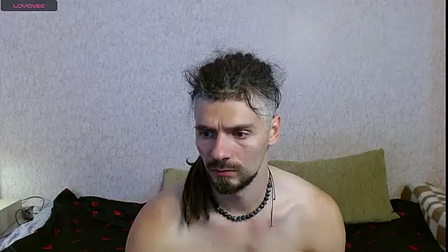 Aestheticguy101 online show from 09-14-25, 11:21