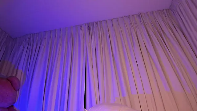 soyccherry  online show from 02-18-25, 04:04