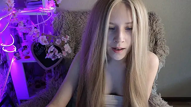 sarakaell online show from 09-12-25, 02:12