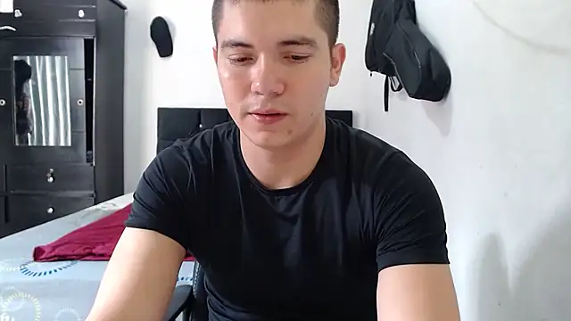 suckmydickbitch97 online show from 11-08-25, 12:42