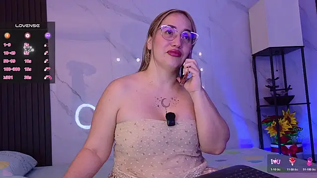 hotpawgmilf online show from 06-14-26, 12:29