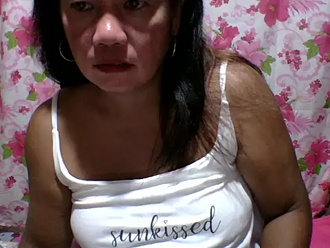 pinaySandra online show from 10-21-25, 06:07