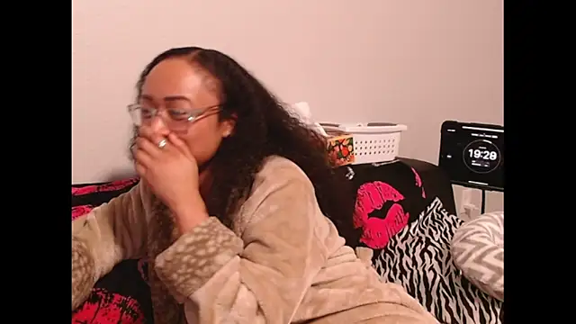 RylHoneyy online show from 02-20-26, 06:19