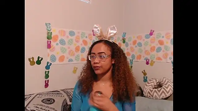 RylHoneyy online show from 04-05-26, 01:01