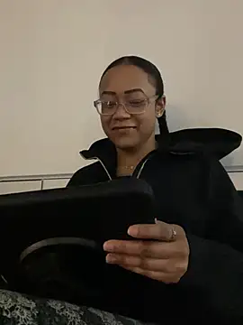 RylHoneyy online show from 02-25-26, 02:06