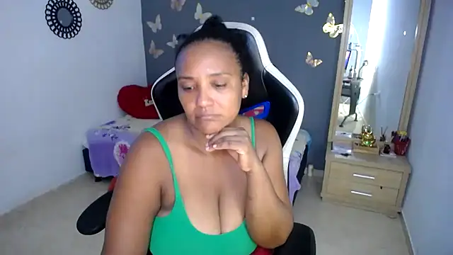 Snapshot of marysol83 chatting on 05-30-26, 10:26 marysol83 online show from 05-30-26, 10:26