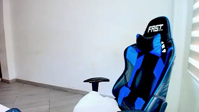 sophiax-x online show from 03-15-26, 04:14