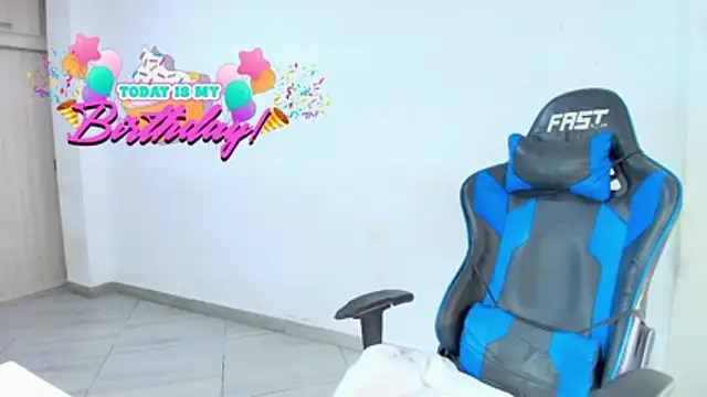 Snapshot of sophiax-x chatting on 02-09-26, 07:12 sophiax-x online show from 02-09-26, 07:12