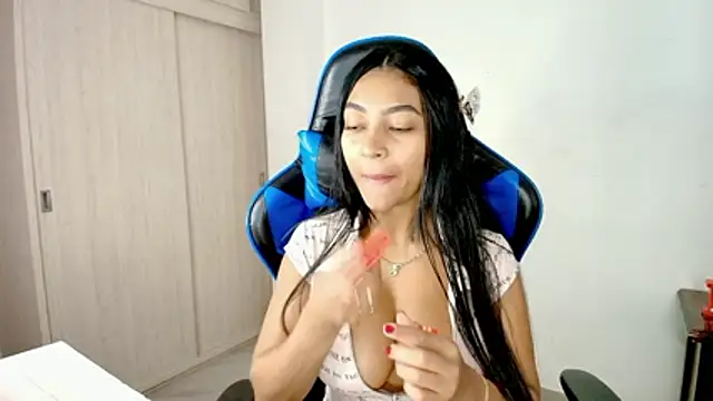 sophiax-x online show from 01-09-26, 02:13