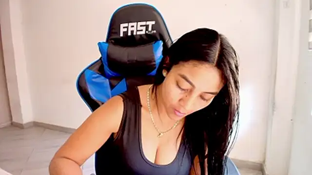 Snapshot of sophiax-x chatting on 03-02-26, 02:46 sophiax-x online show from 03-02-26, 02:46