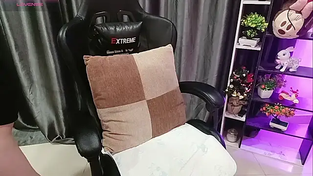 Yuki-yio online show from 03-23-26, 01:17