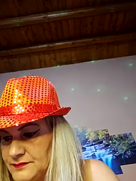 CRHYSTEL online show from 12-18-24, 09:04