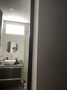 Emma Wish online show from 02-11-26, 05:35