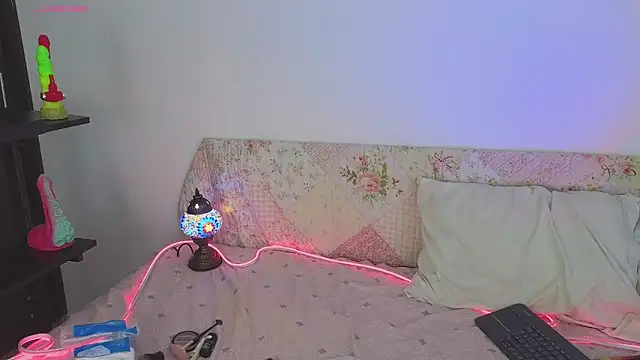 Emma Wish online show from 02-25-26, 05:35