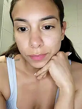 Angelinalombardi  online show from 11-06-25, 12:25