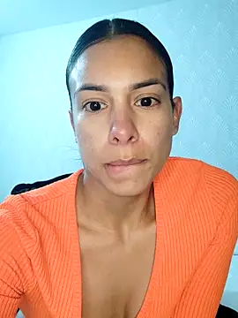 Angelinalombardi  online show from 09-19-25, 12:47