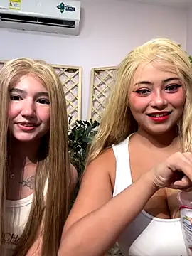 seraphine23 online show from 09-24-25, 12:40