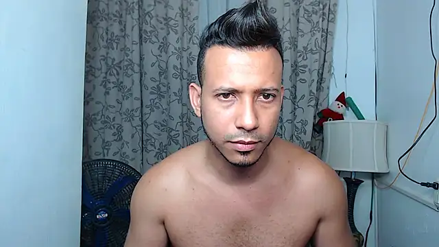 Snapshot of thommerxxx chatting on 01-09-26, 09:16 thommerxxx online show from 01-09-26, 09:16