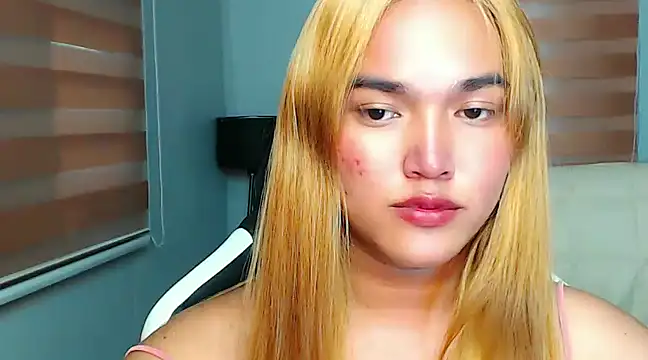 MoaningKylie online show from 02-01-25, 04:46