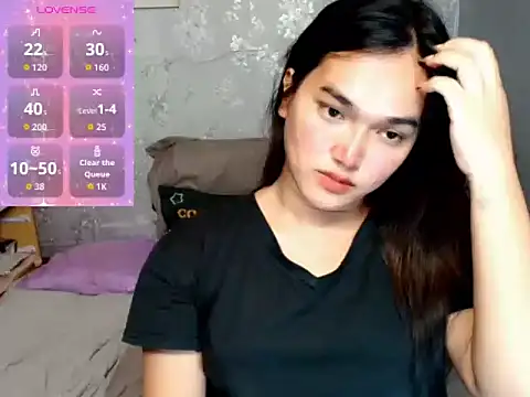 MoaningKylie online show from 12-18-25, 10:08