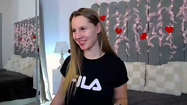 Snapshot of Kassiia chatting on 02-10-25, 10:20 Kassiia online show from 02-10-25, 10:20