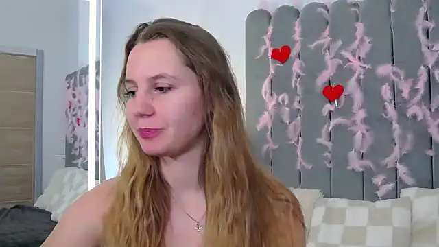 Snapshot of Kassiia chatting on 02-14-25, 08:52 Kassiia online show from 02-14-25, 08:52