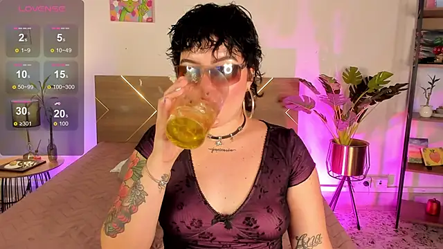 Amy art online show from 03-22-26, 08:54