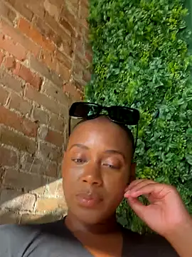 Snapshot of HoneyDripHer chatting on 10-01-25, 09:18 HoneyDripHer online show from 10-01-25, 09:18