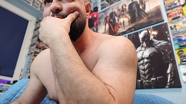 Snapshot of Muscle_Bear chatting on 04-04-26, 05:14 Muscle Bear online show from 04-04-26, 05:14
