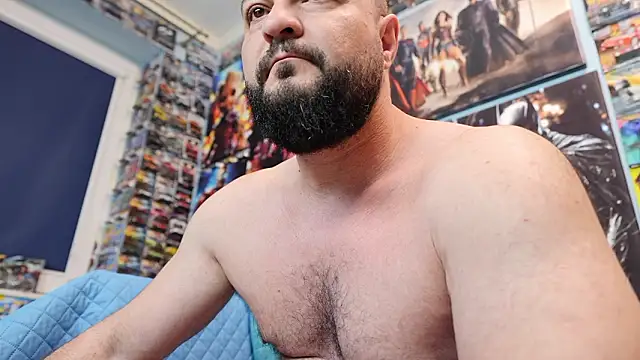 Snapshot of Muscle_Bear chatting on 03-13-26, 05:12 Muscle Bear online show from 03-13-26, 05:12