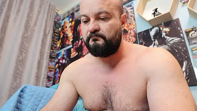 Muscle Bear online show from 11-25-25, 06:25