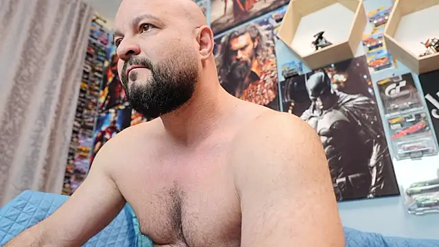 Muscle Bear online show from 11-27-25, 05:08