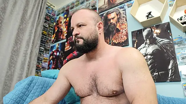 Muscle Bear online show from 10-26-25, 05:08