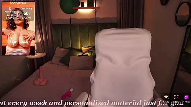 Galilea Fox online show from 11-23-25, 04:11