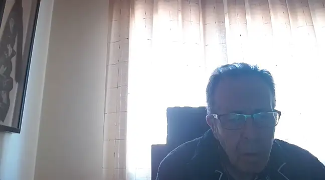 Snapshot of TonyComa chatting on 12-04-24, 01:58 TonyComa online show from 12-04-24, 01:58