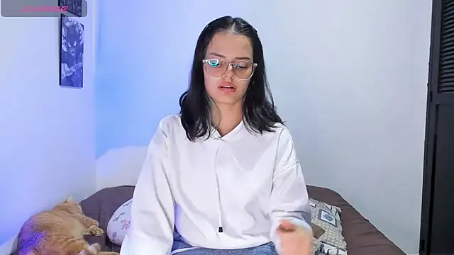 Abby Saenz01 online show from 09-30-25, 09:43