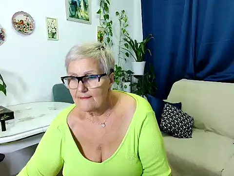 Selenna57 online show from 12-04-25, 05:56