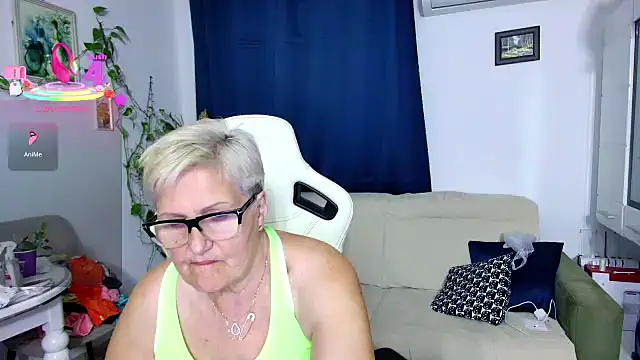 Snapshot of Selenna57 chatting on 04-30-26, 05:20 Selenna57 online show from 04-30-26, 05:20