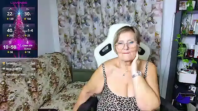 Selenna57 online show from 12-24-24, 12:22