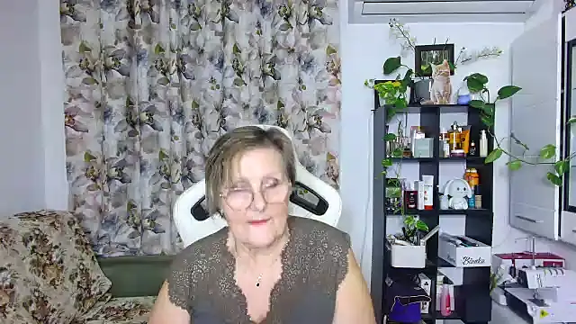 Selenna57 online show from 01-04-25, 06:40