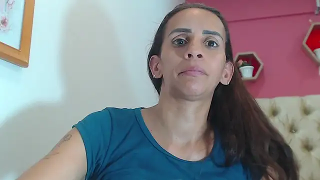 Amber Moore online show from 10-07-25, 12:33