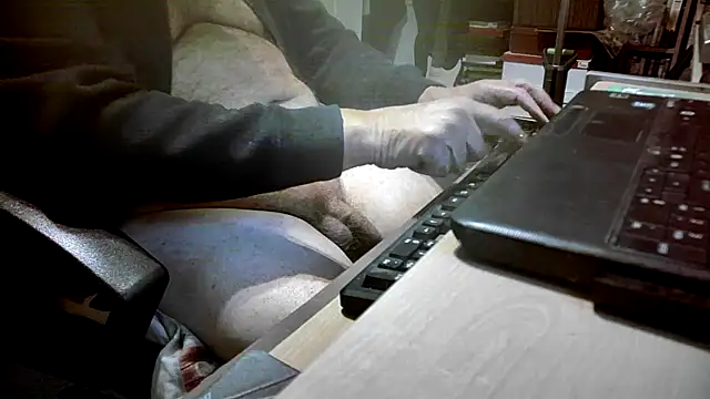 dirtyharry2022 online show from 02-12-25, 05:37