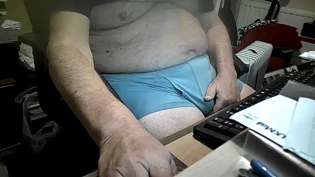 dirtyharry2022 online show from 12-11-24, 03:05